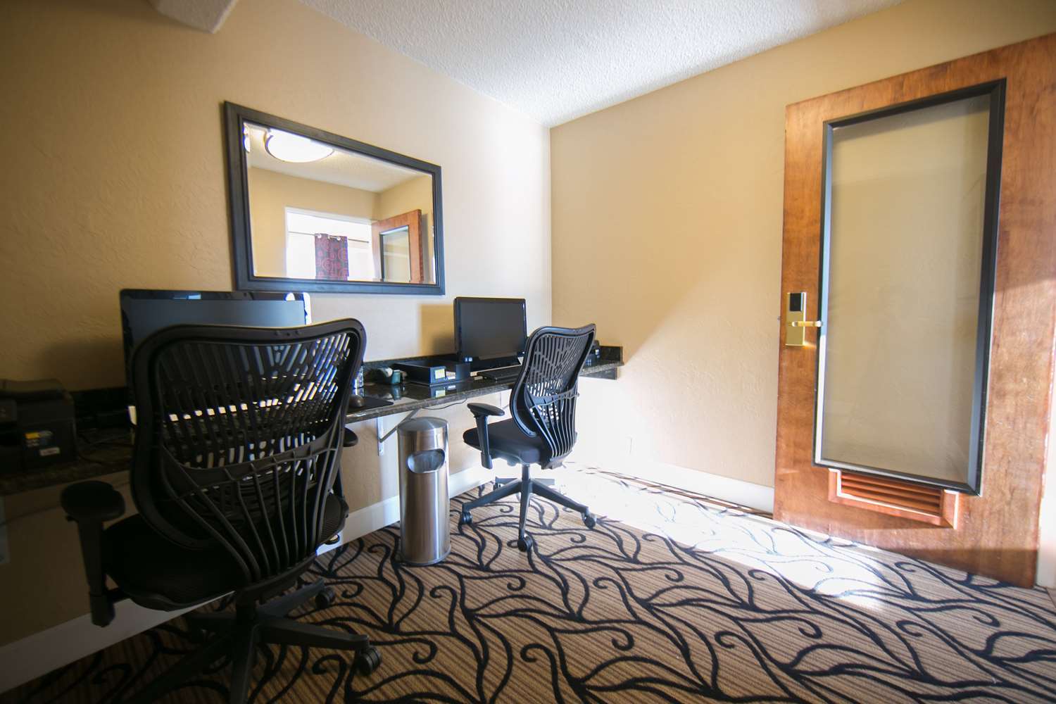 Best Western Plus Burley Inn & Convention Center Экстерьер фото